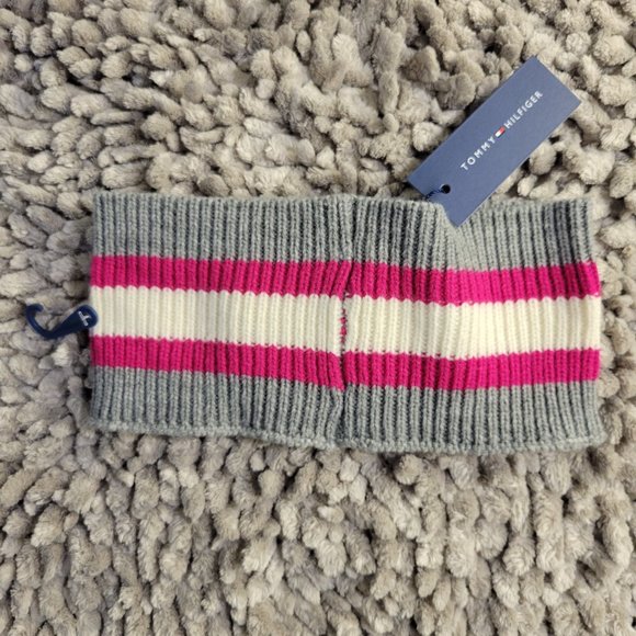 TOMMY HILFIGER WOMENS KNIT SCARF ROUND - Picture 3 of 11